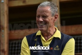 爱游戏体育-包含巴勒莫再胜对手，晋级下一轮重要战斗的词条